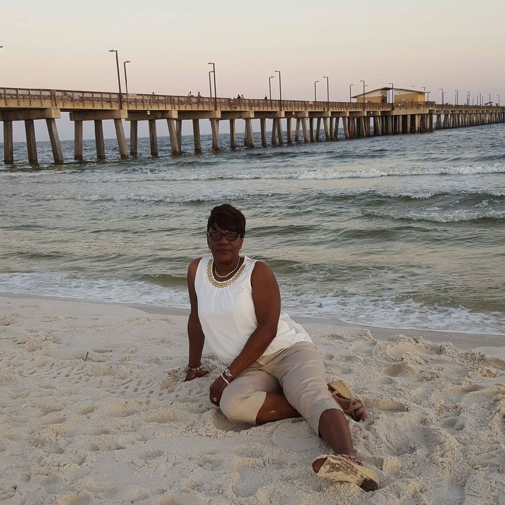 Meet your Posher, Juanita